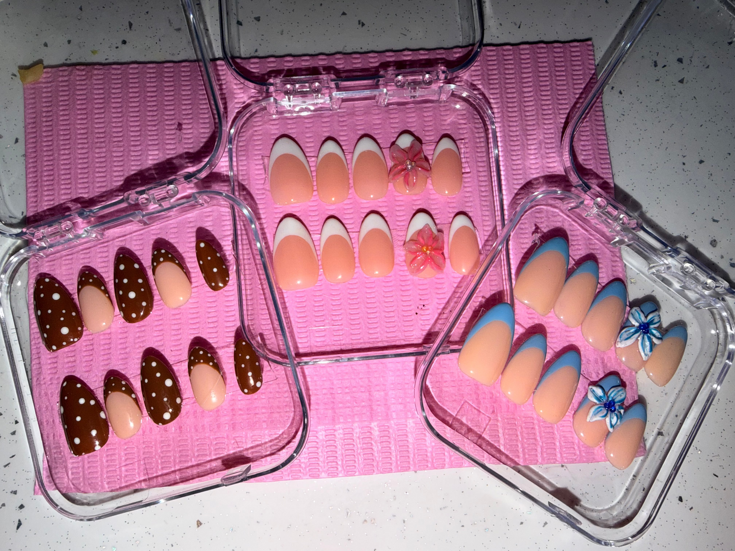 Custom French Tip Press-On Nails 💅